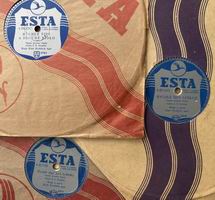 Esta